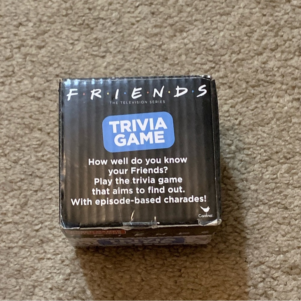 Friends Trivia Card Game - Picture 2 of 5